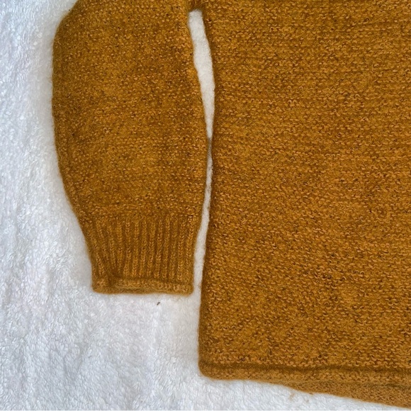 Free People All Mine Alpaca blend Mustard Brown Vneck Sweater oversized L - Picture 3 of 8